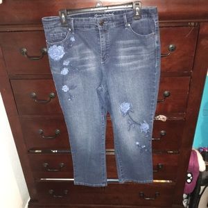 Gloria Vanderbilt Denim Capris Size 10